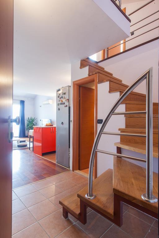 Apartments Tino Makarska Habitación foto